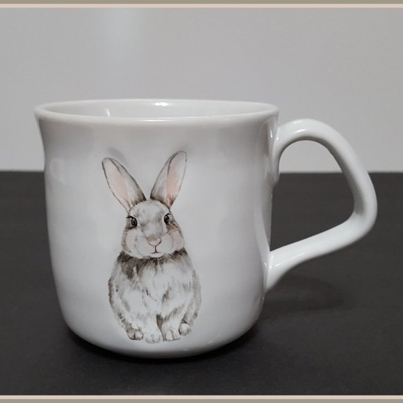 NEW RARE Williams Sonoma Debossed Easter Bunny Mug 10 OZ Stoneware - Picture 1 of 6